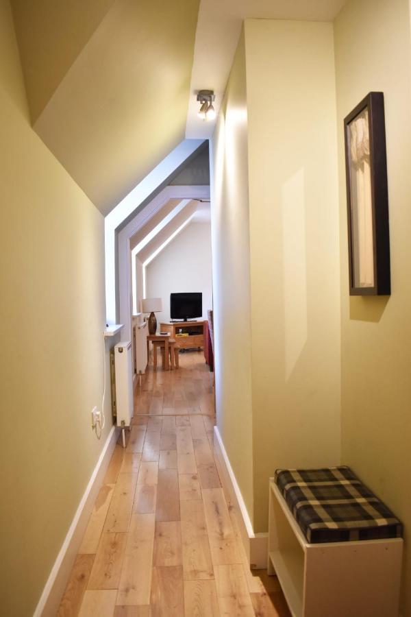 The Ross 2 Bedroom In Historic Abbey Apartment *