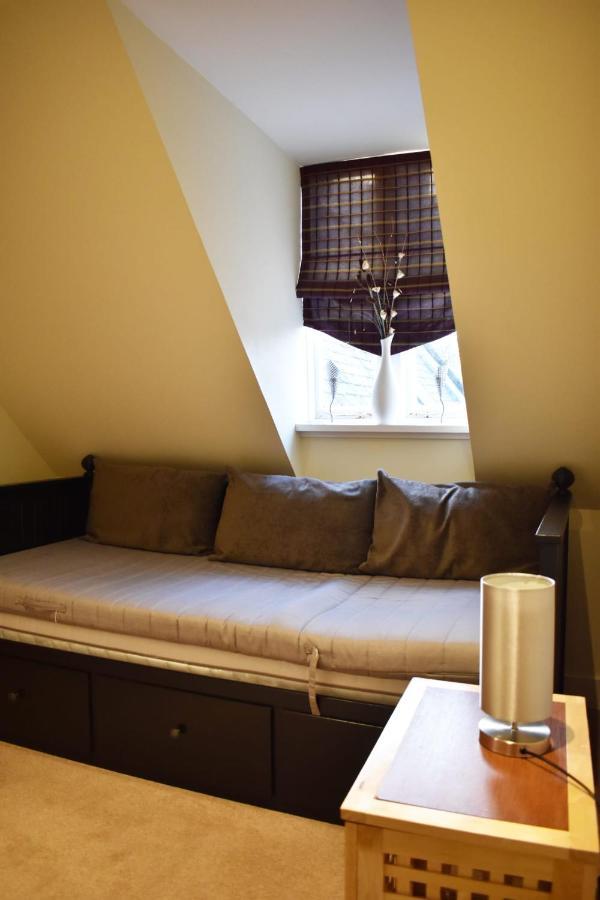 The Ross 2 Bedroom In Historic Abbey Apartment